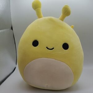 Squishmallows Zarina the Banana Slug plush toy. 7.5 Inches
